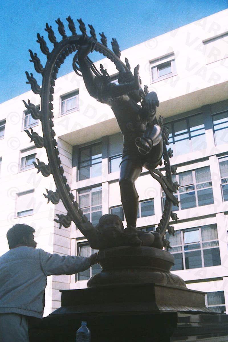 Checking LH Side of the Idol